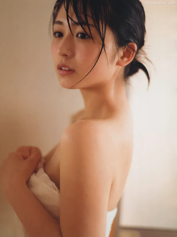 Nagahama Neru photo 12 of 19