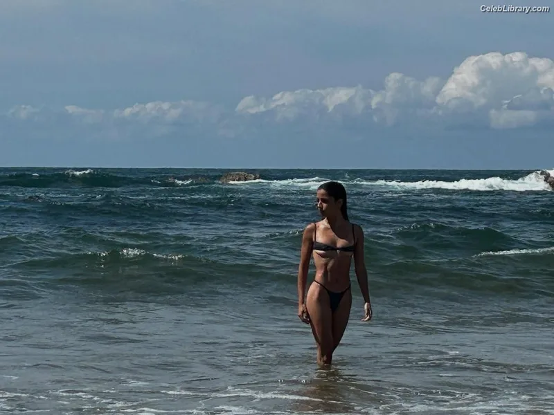 Najwa Khliwa photo 6 of 38