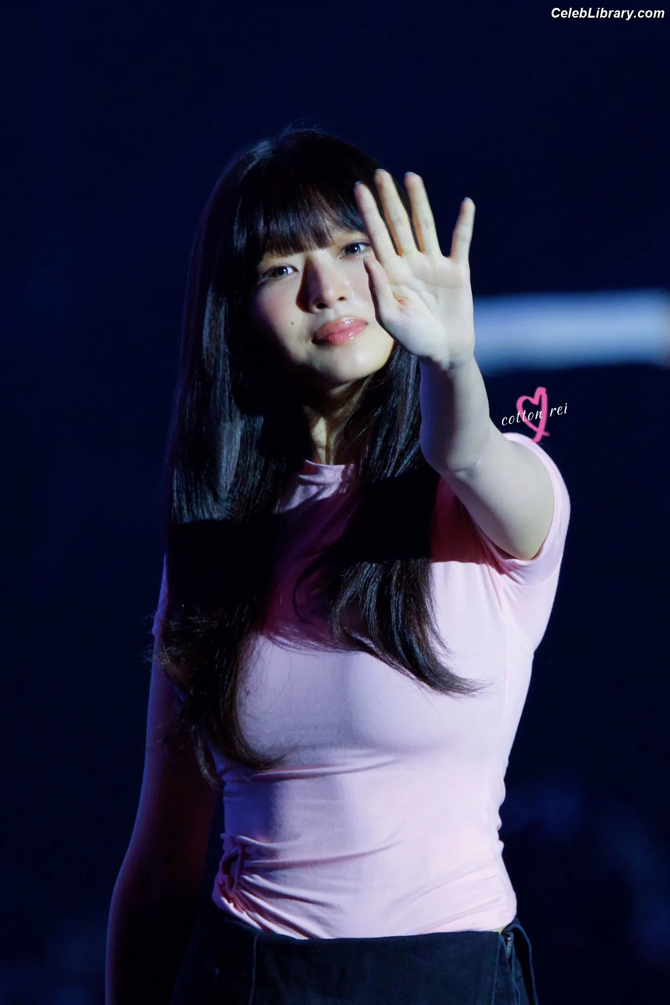 naoi-rei-레이-直井-怜-ive photo 8 of 204
