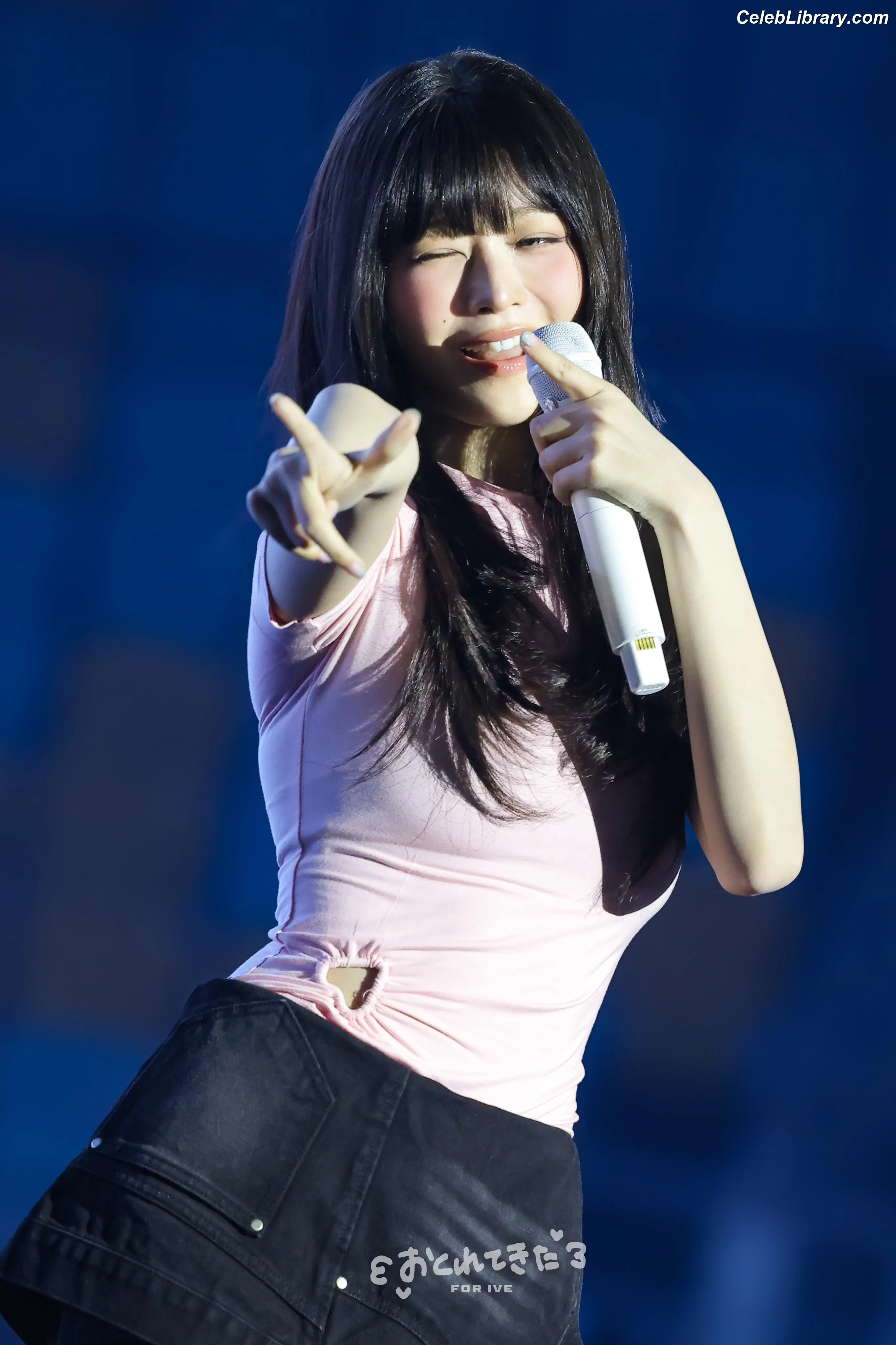 naoi-rei-레이-直井-怜-ive photo 24 of 204