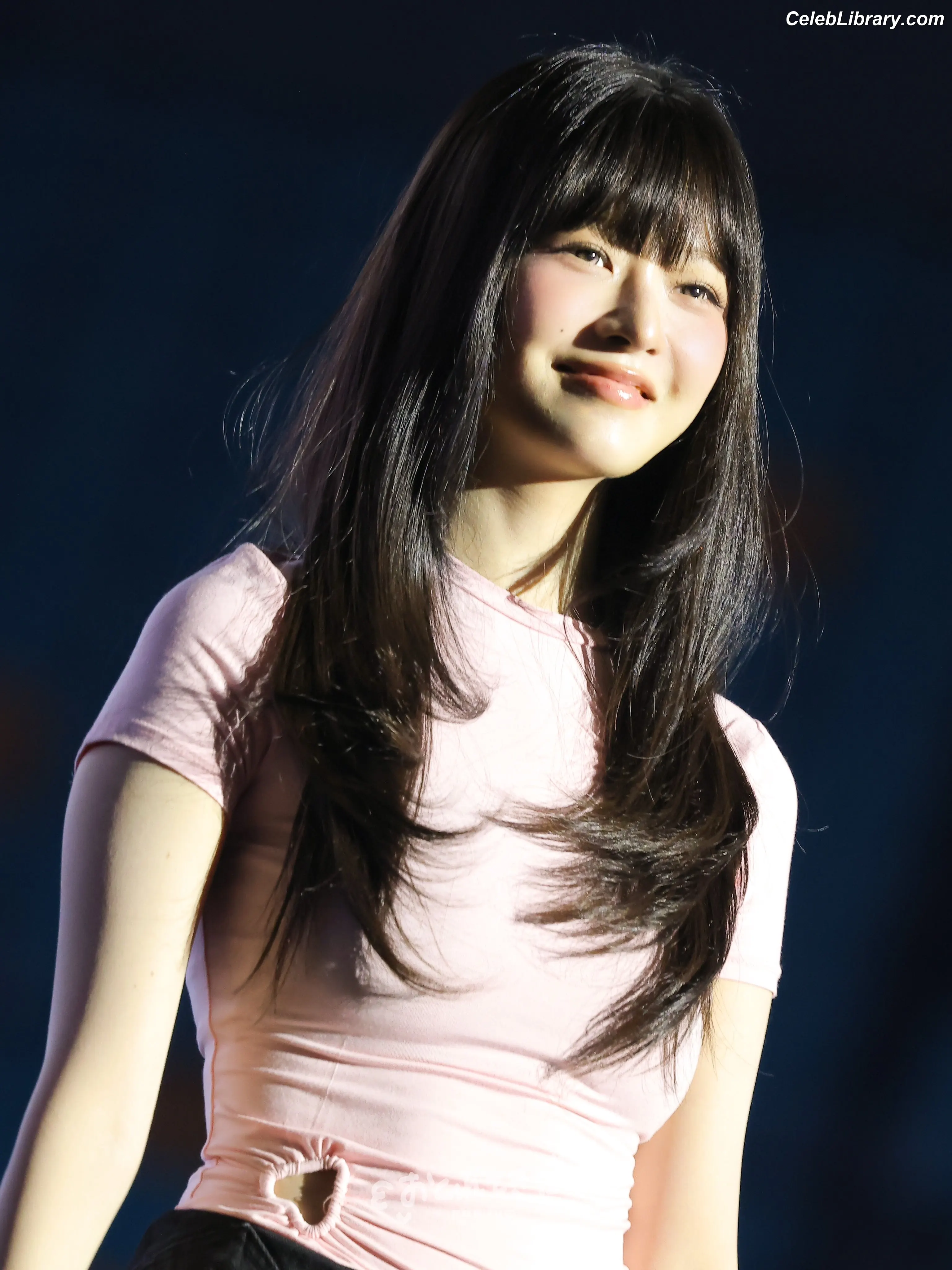 naoi-rei-레이-直井-怜-ive photo 1 of 204