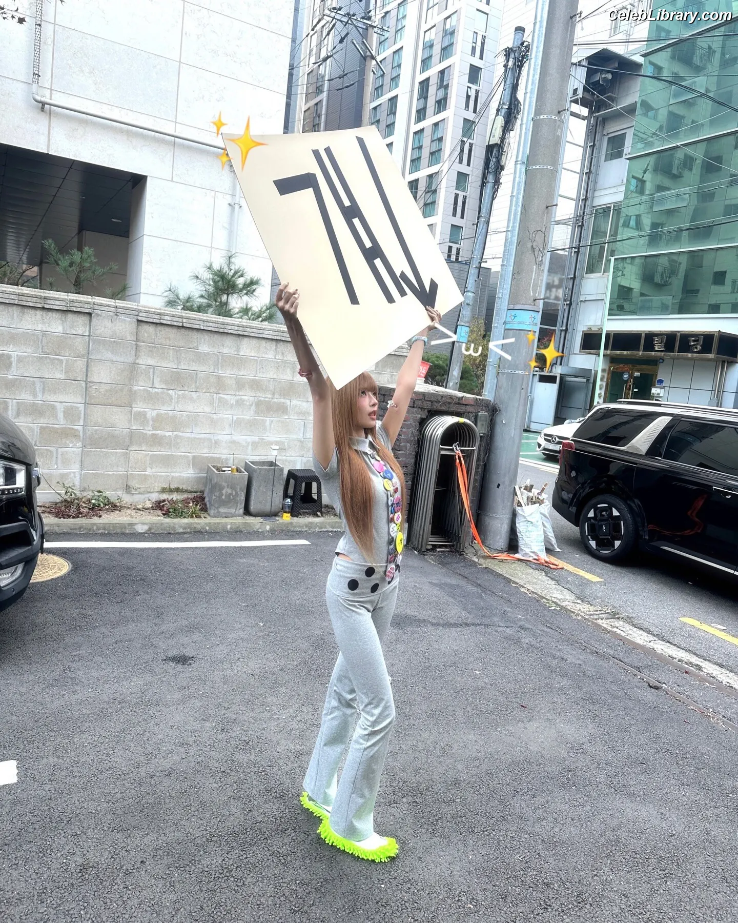 naoi-rei-레이-直井-怜-ive photo 20 of 204