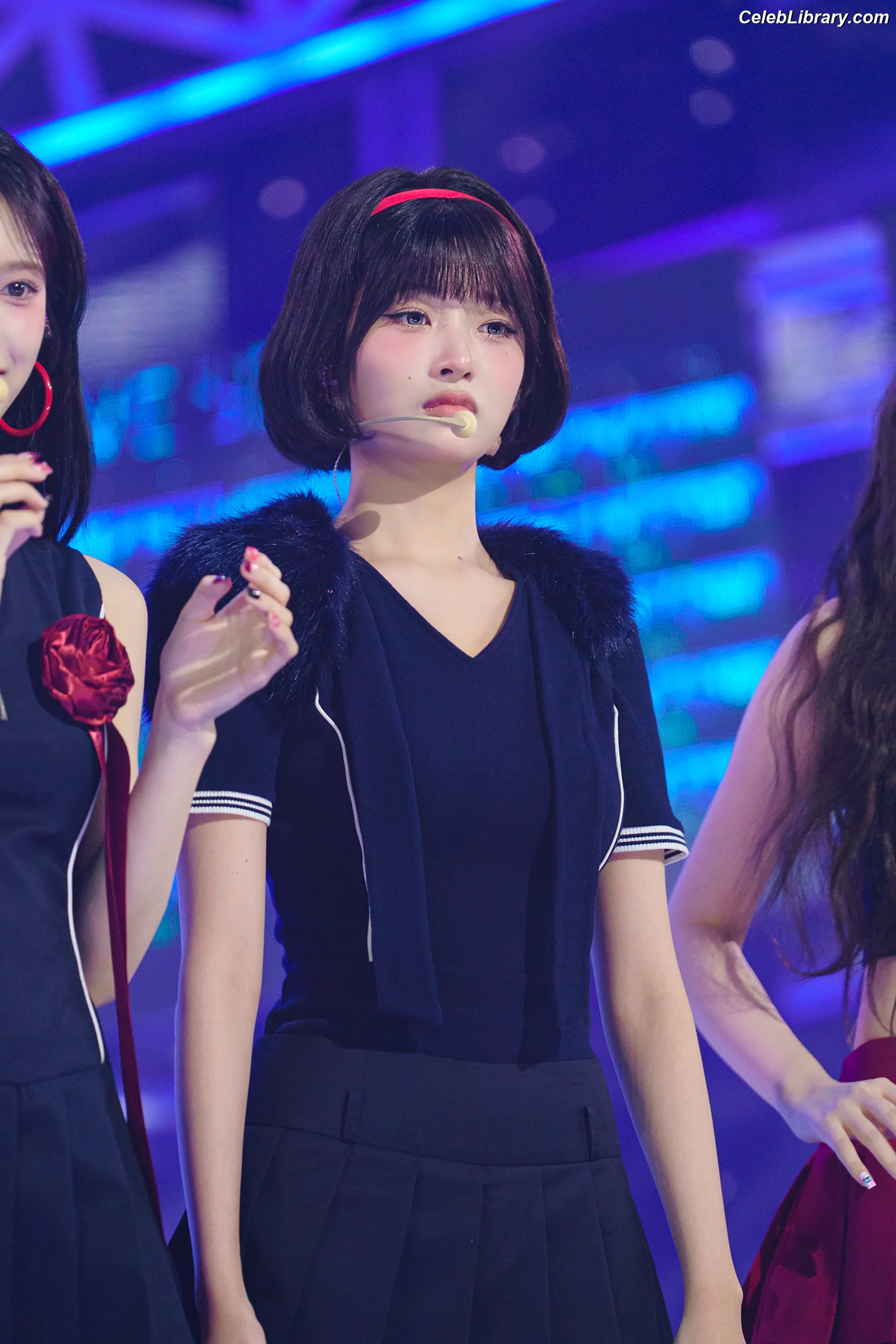 naoi-rei-레이-直井-怜-ive photo 20 of 204