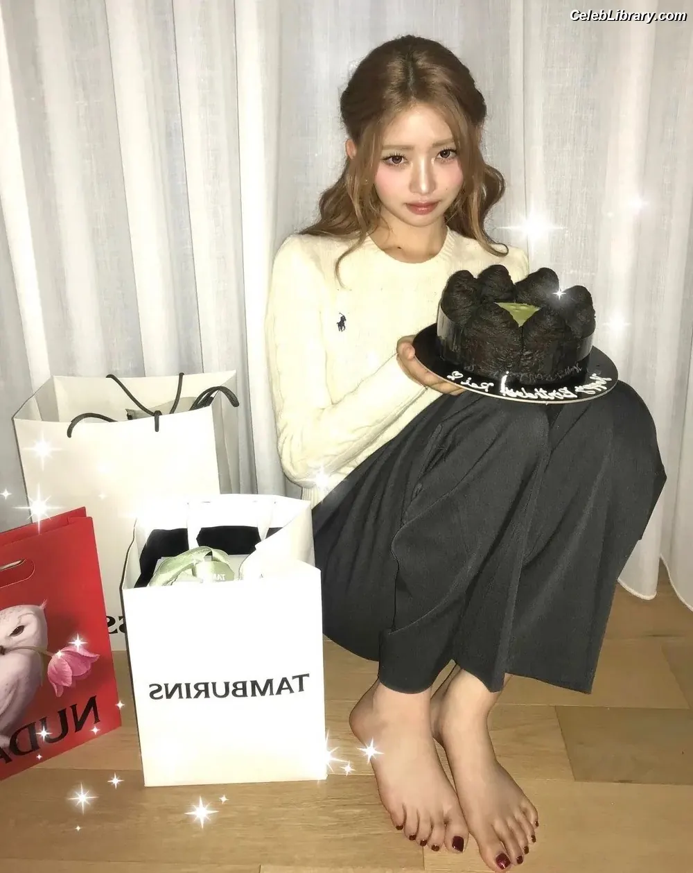 naoi-rei-레이-直井-怜-ive photo 14 of 204