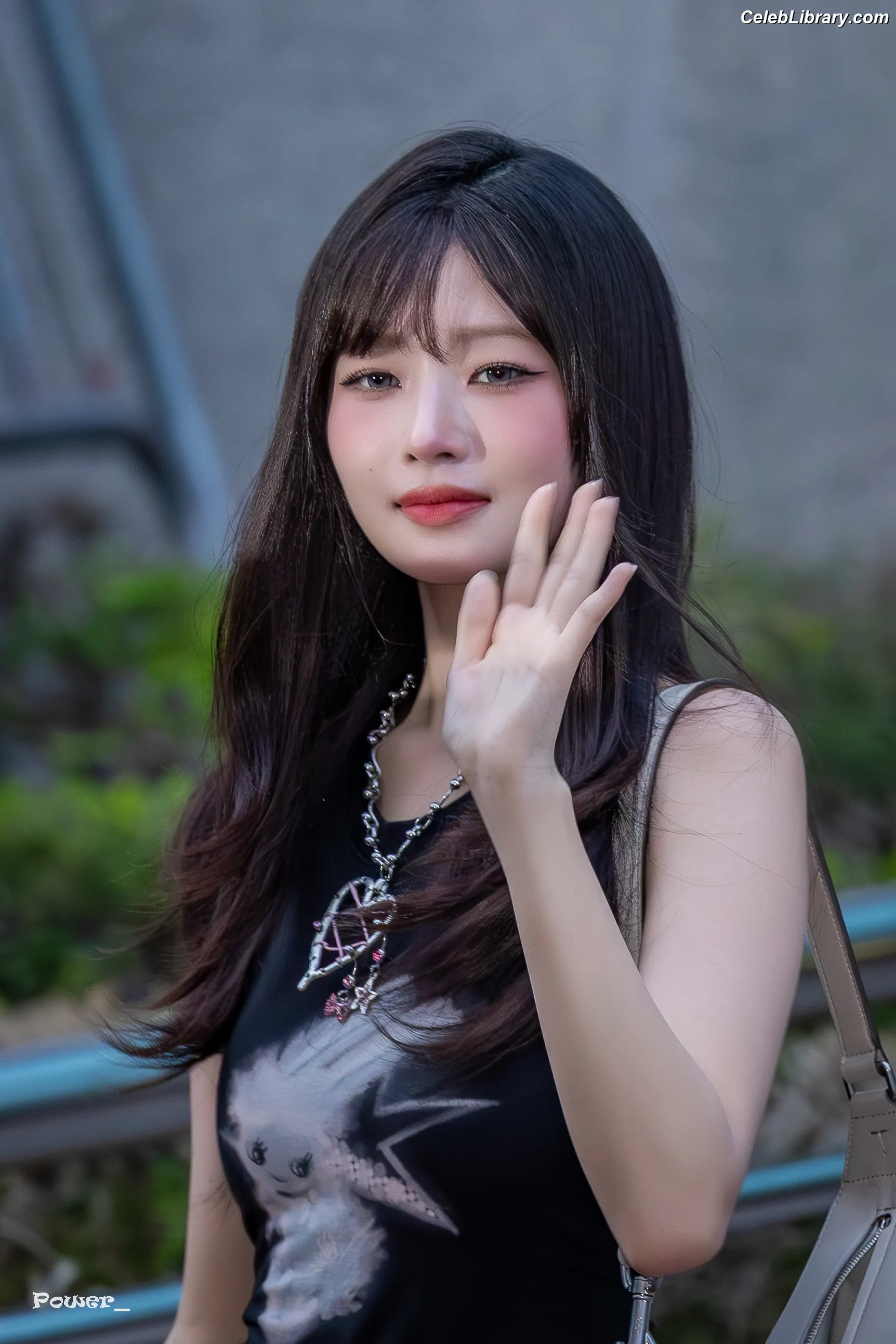 naoi-rei-레이-直井-怜-ive photo 9 of 204