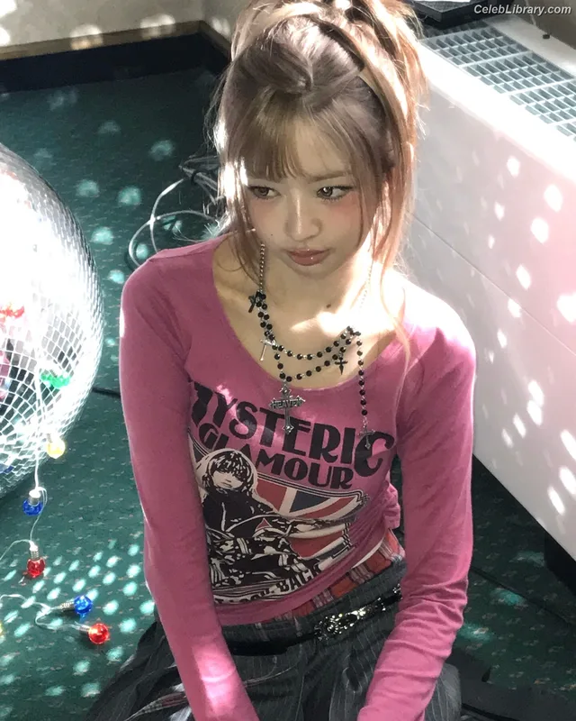 Naoi Rei (直井 怜) IVE photo 19 of 204