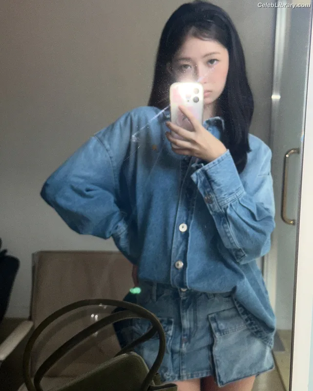 Naoi Rei (直井 怜) IVE photo 9 of 204