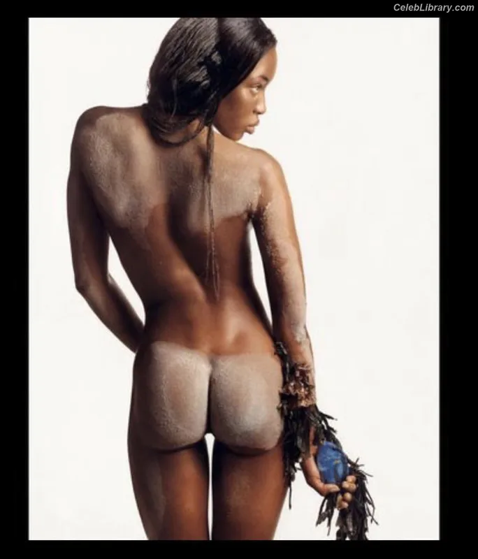 Naomi Campbell photo 3 of 49