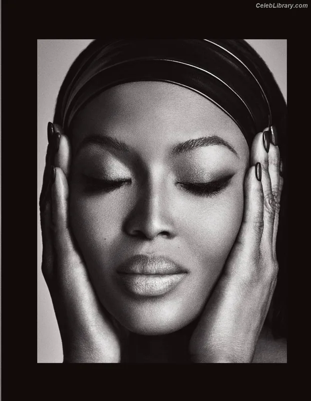 Naomi Campbell photo 16 of 49