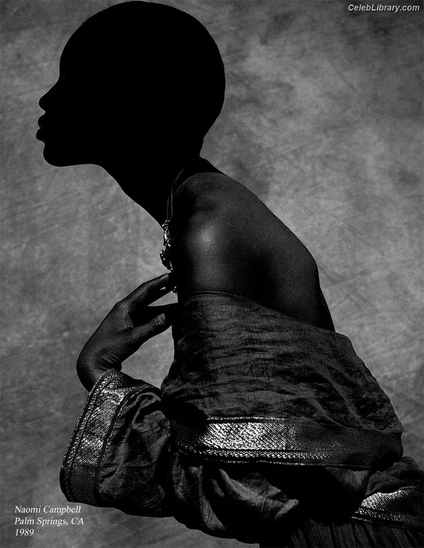 Naomi Campbell photo 20 of 49