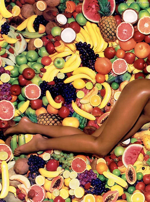 Naomi Campbell photo 12 of 49