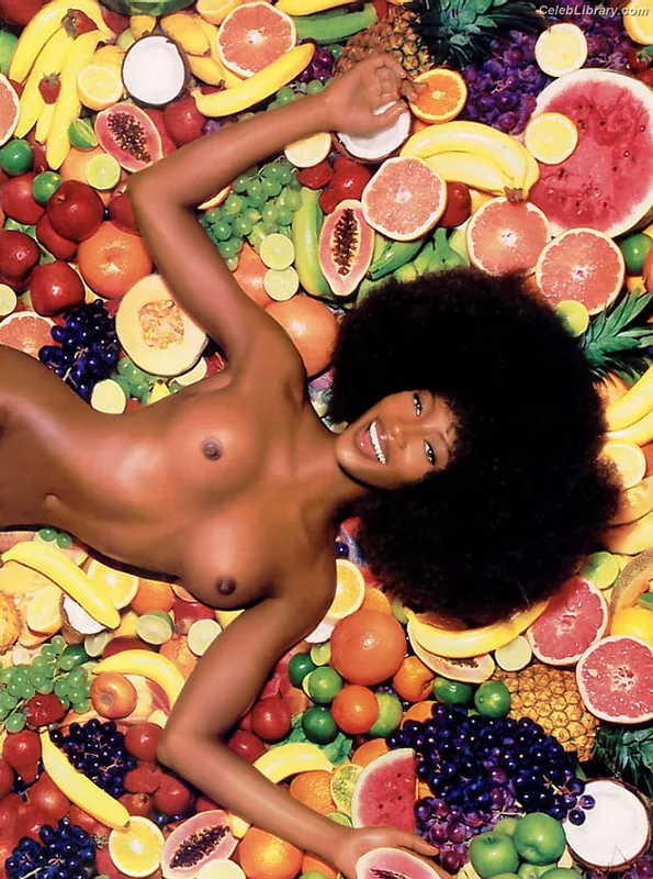 Naomi Campbell photo 13 of 49
