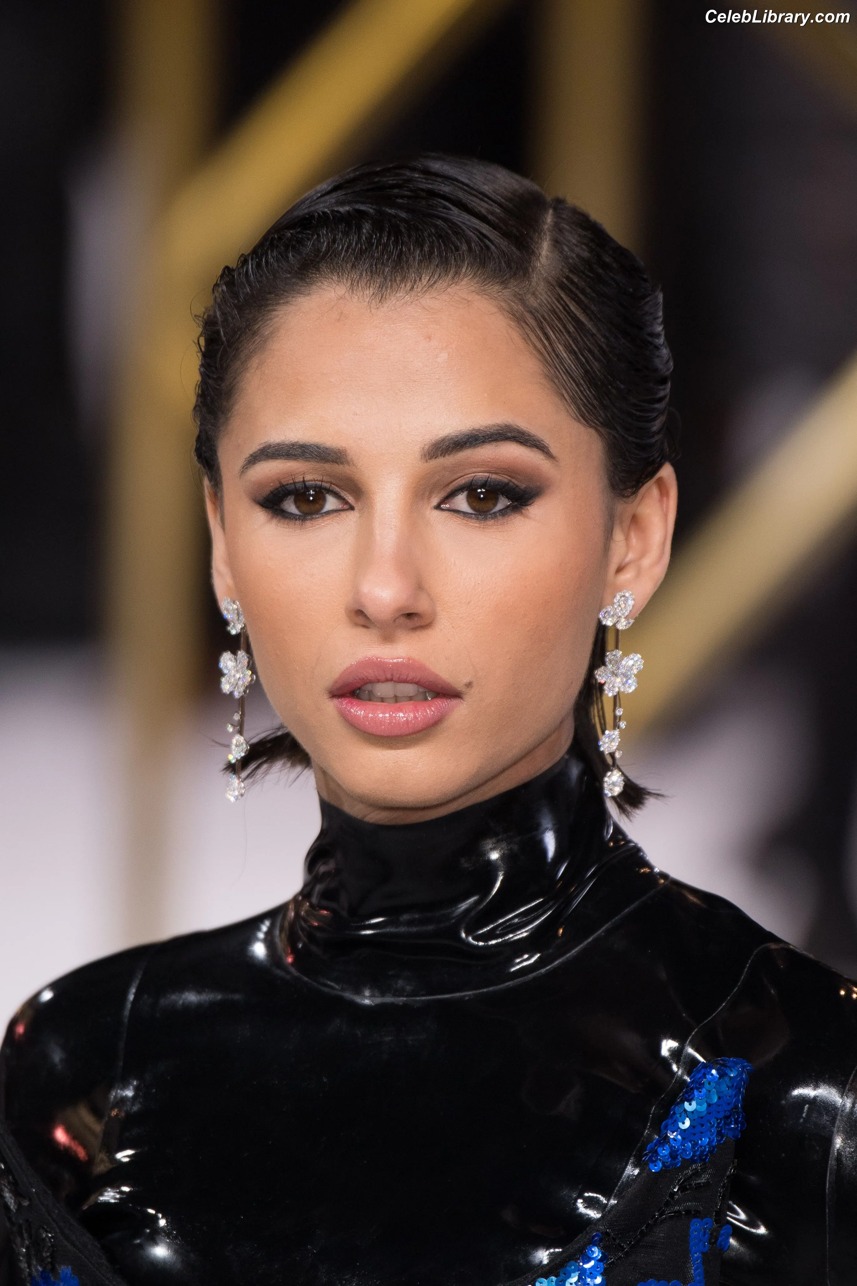 Naomi Scott photo 6 of 375