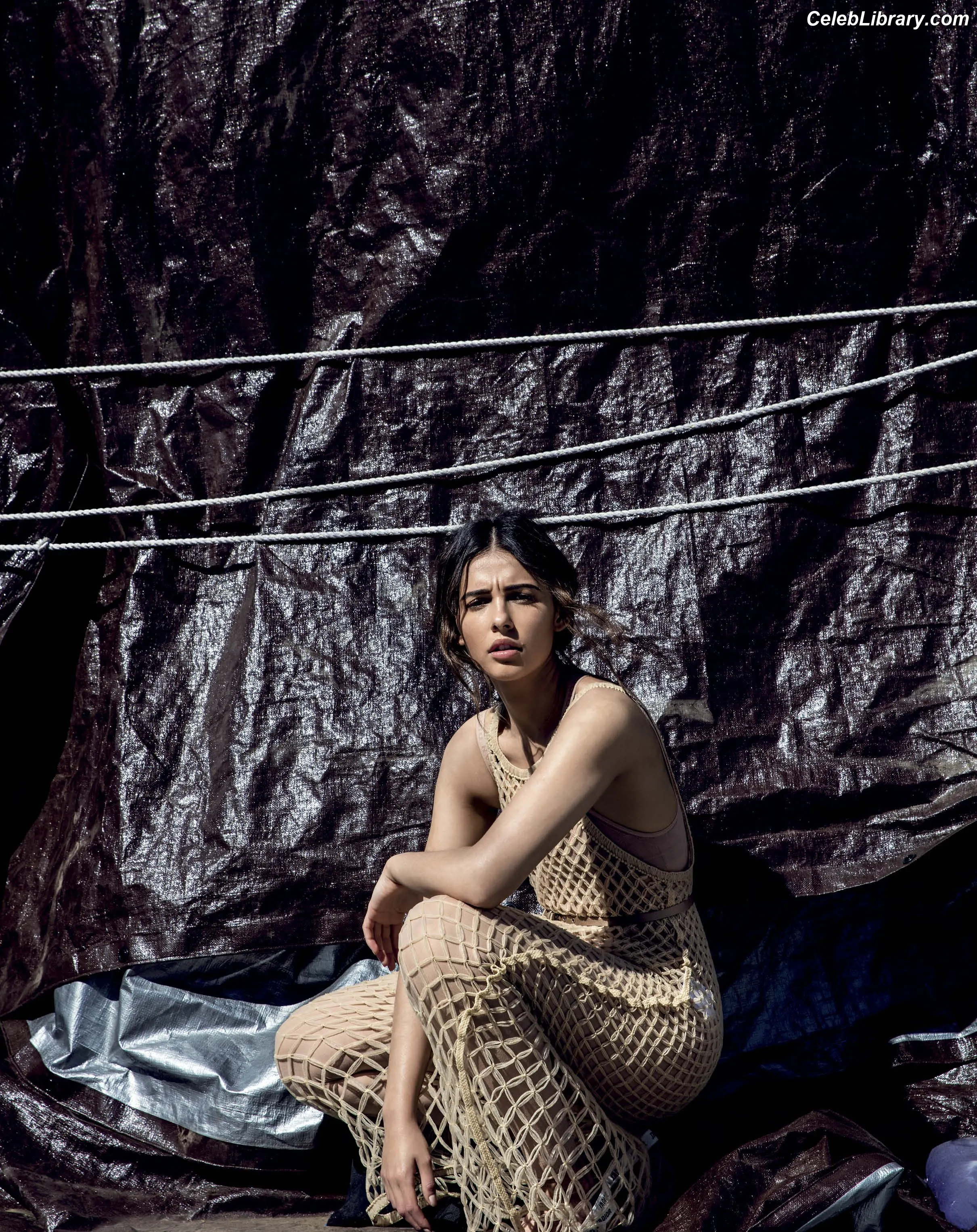 Naomi Scott photo 7 of 375