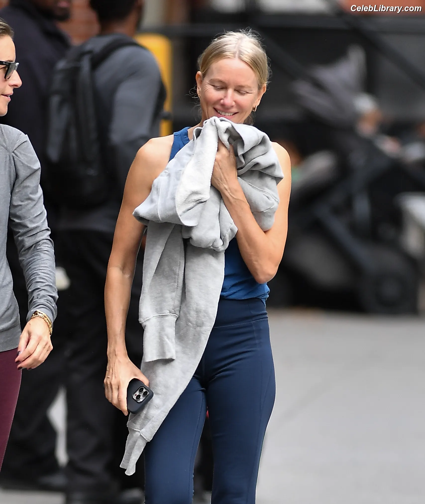 Naomi Watts photo 4 of 133