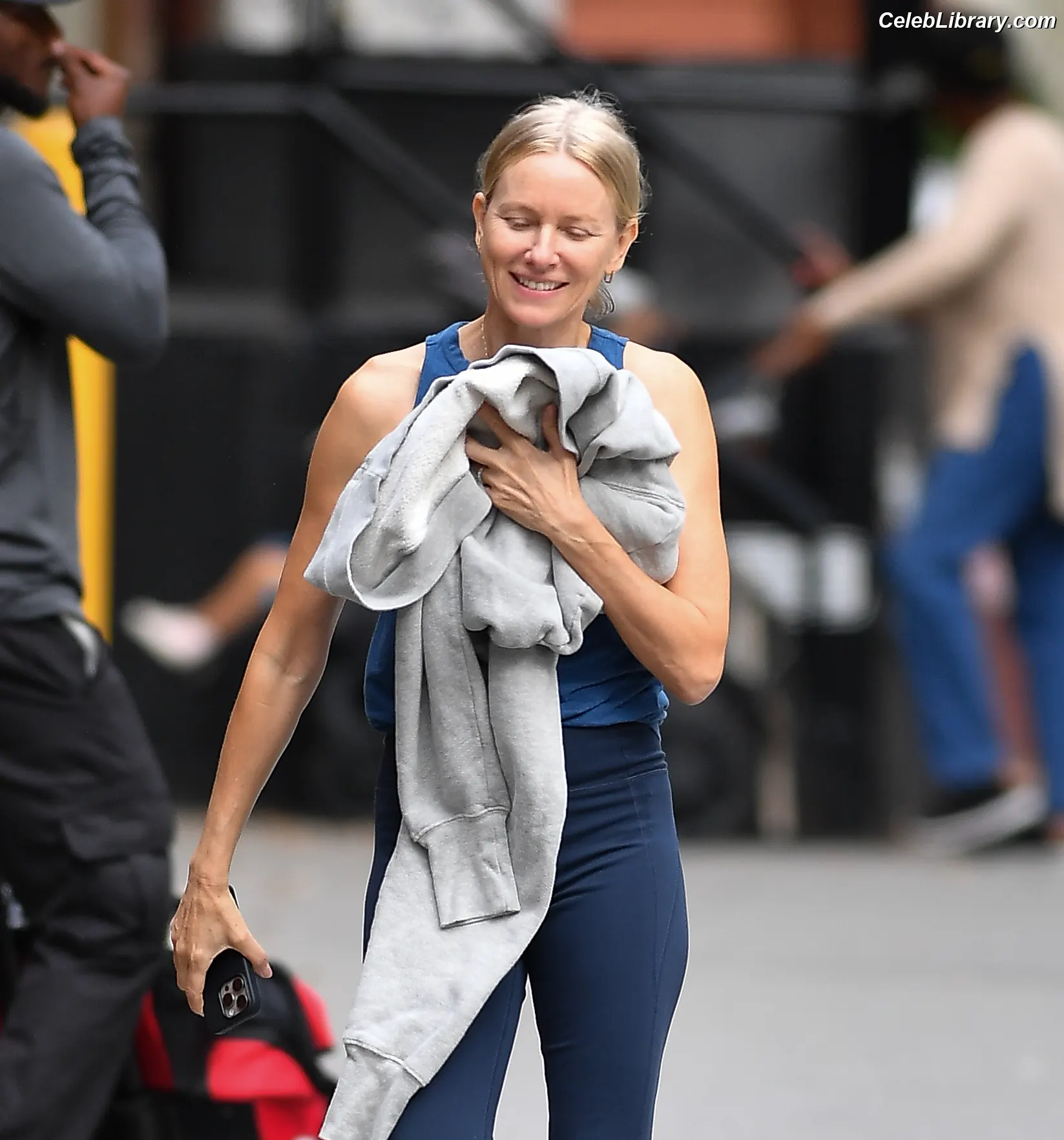 Naomi Watts photo 8 of 133