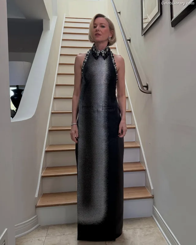 Naomi Watts photo 12 of 131