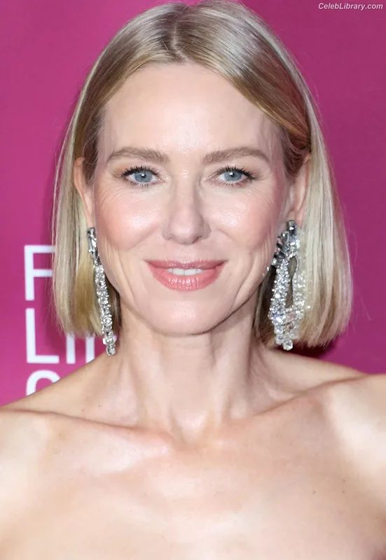 Naomi Watts photo 14 of 131