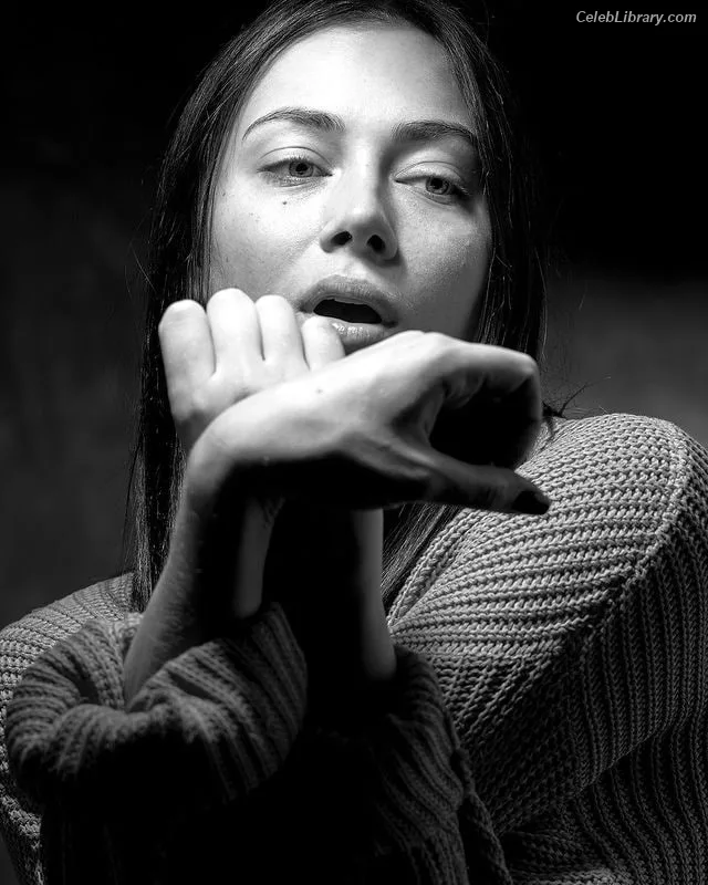 Nastasya Samburskaya photo 6 of 539