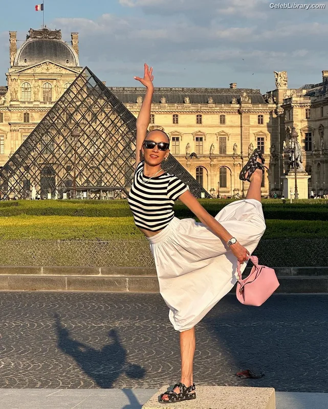 Nastia Liukin photo 24 of 122