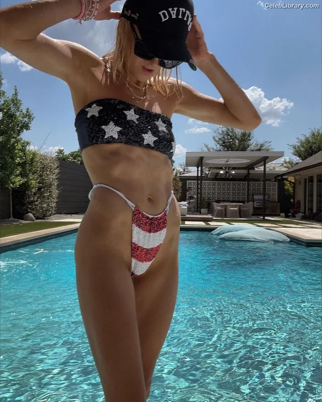 Nastia Liukin photo 10 of 122