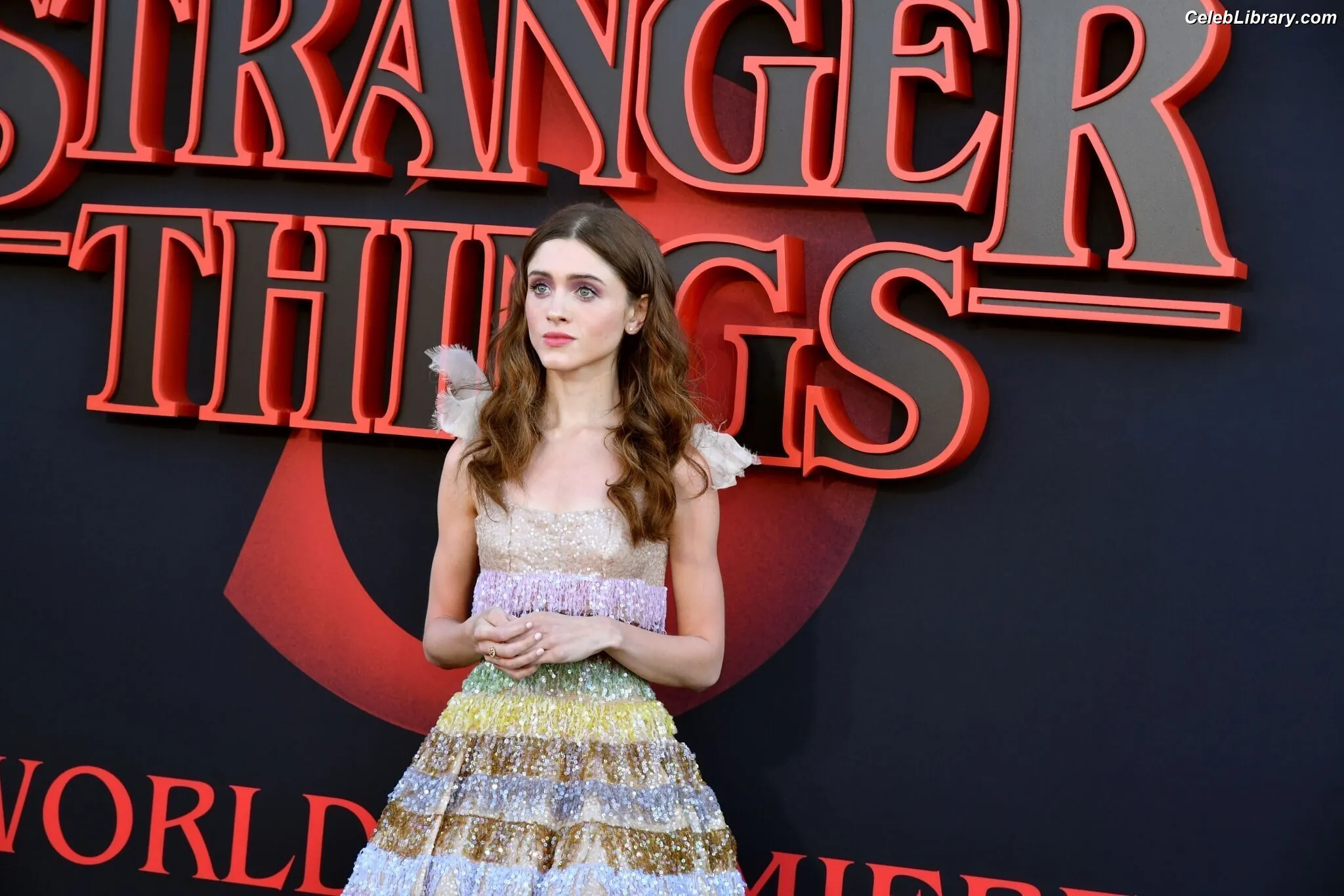 Natalia Dyer photo 13 of 977