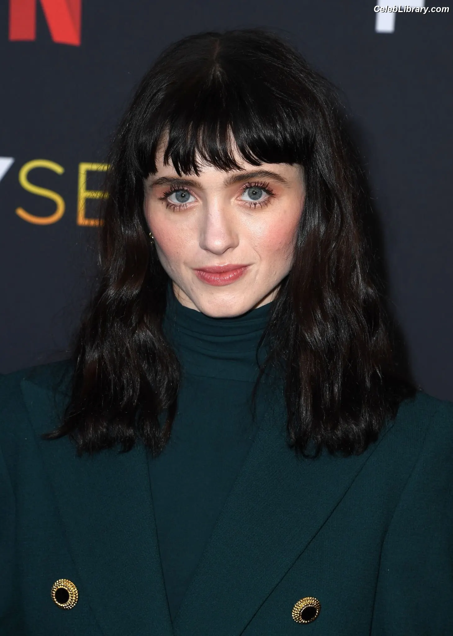 Natalia Dyer photo 12 of 977