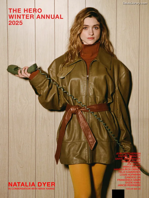 Natalia Dyer photo 20 of 978
