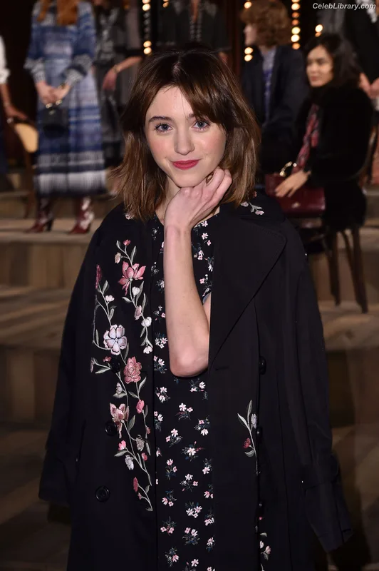 Natalia Dyer photo 20 of 978
