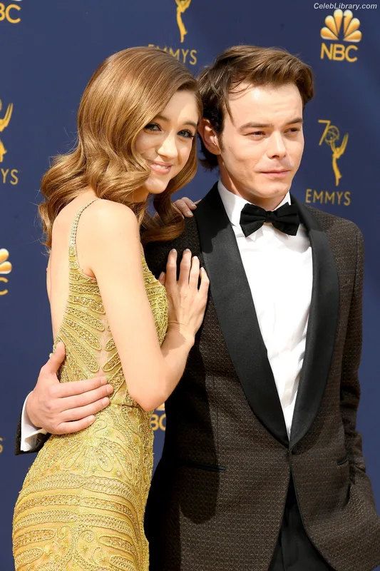 Natalia Dyer photo 20 of 978