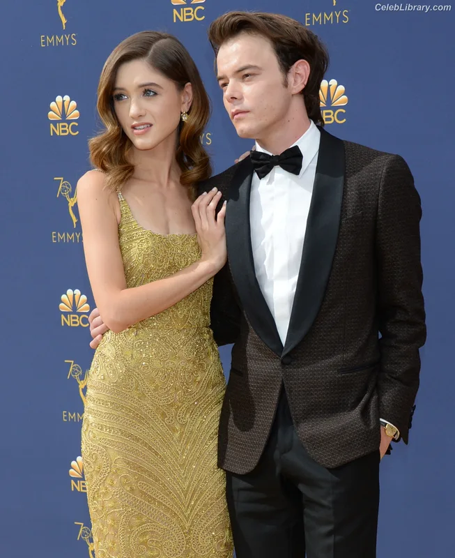 Natalia Dyer photo 21 of 978