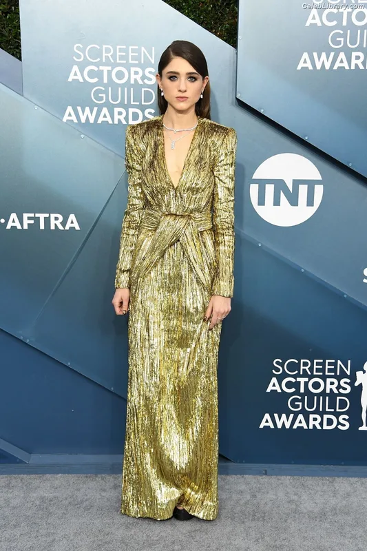 Natalia Dyer photo 1 of 978
