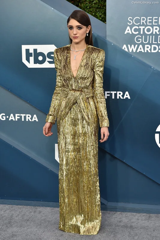 Natalia Dyer photo 8 of 978