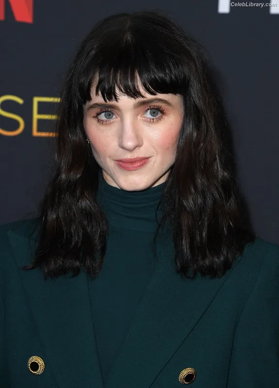 Natalia Dyer photo 22 of 978