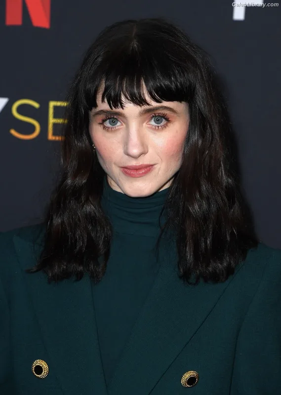 Natalia Dyer photo 12 of 978