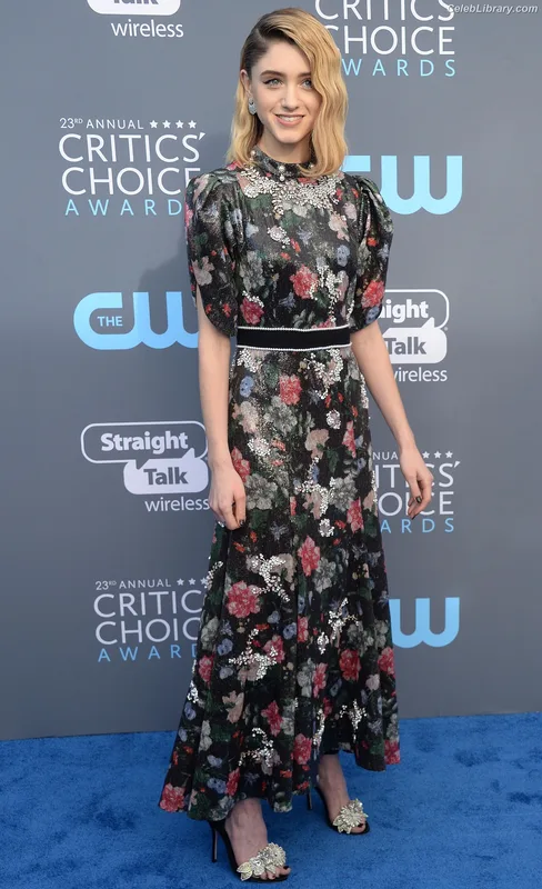 Natalia Dyer photo 23 of 978