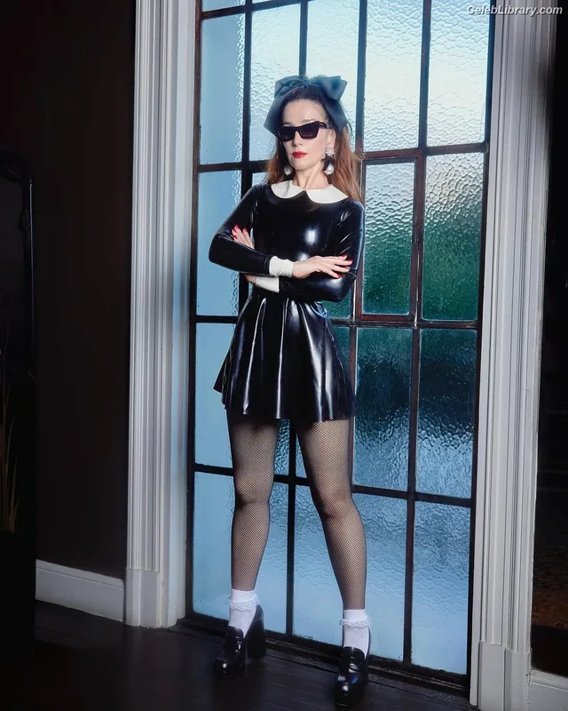 Natalia Oreiro photo 17 of 31