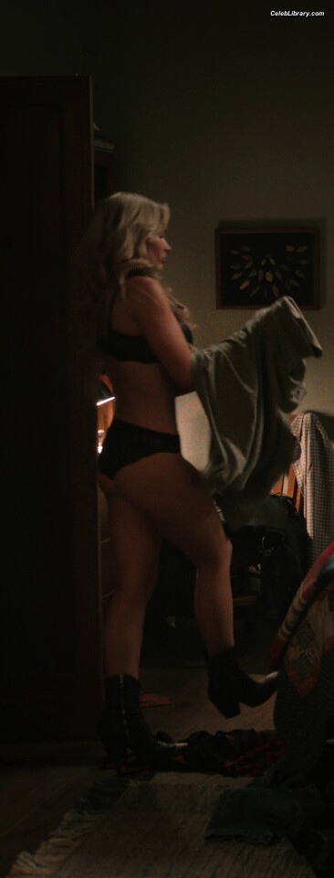 Natalie Alyn Lind photo 11 of 877