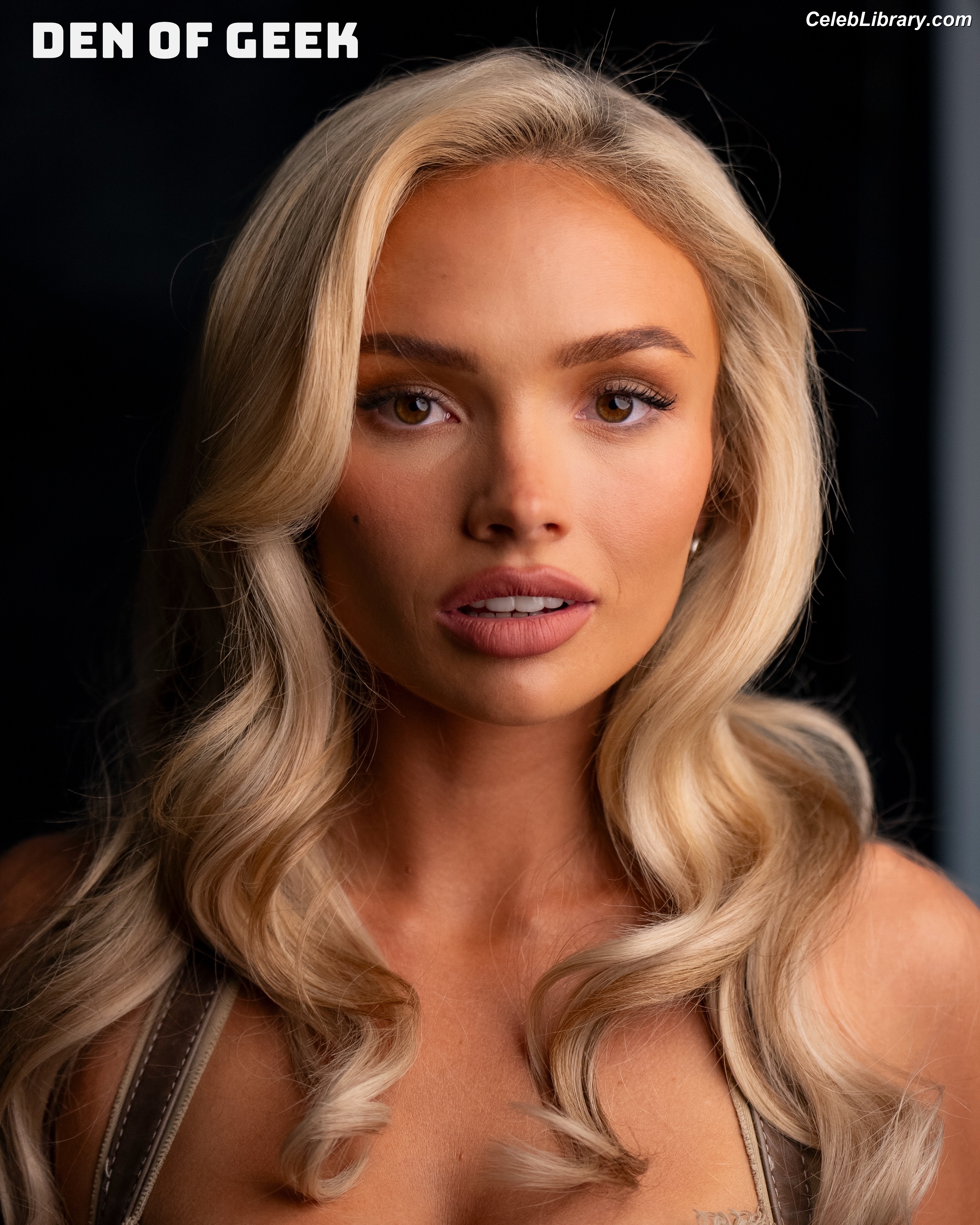 Natalie Alyn Lind photo 21 of 877