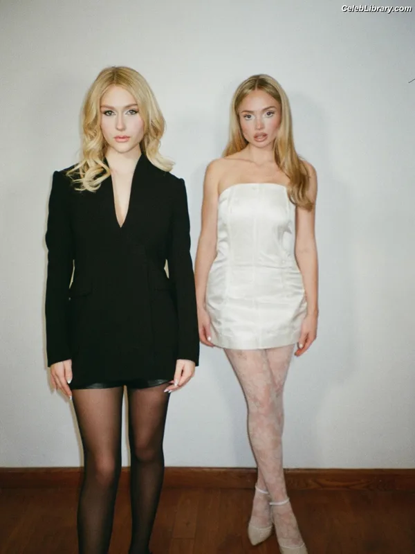 Natalie Alyn Lind photo 13 of 877