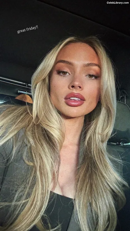 Natalie Alyn Lind photo 5 of 877