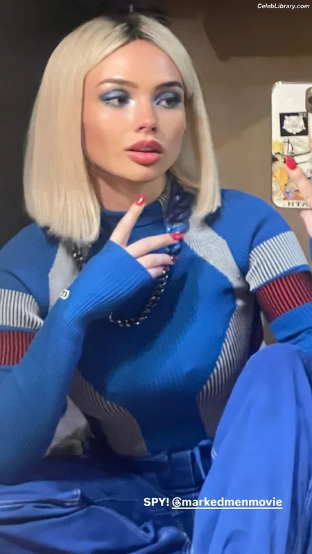 Natalie Alyn Lind photo 15 of 877