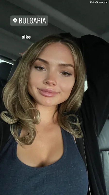 Natalie Alyn Lind photo 20 of 877