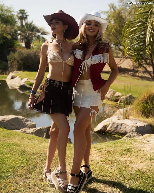 Natalie Alyn Lind photo 24 of 877