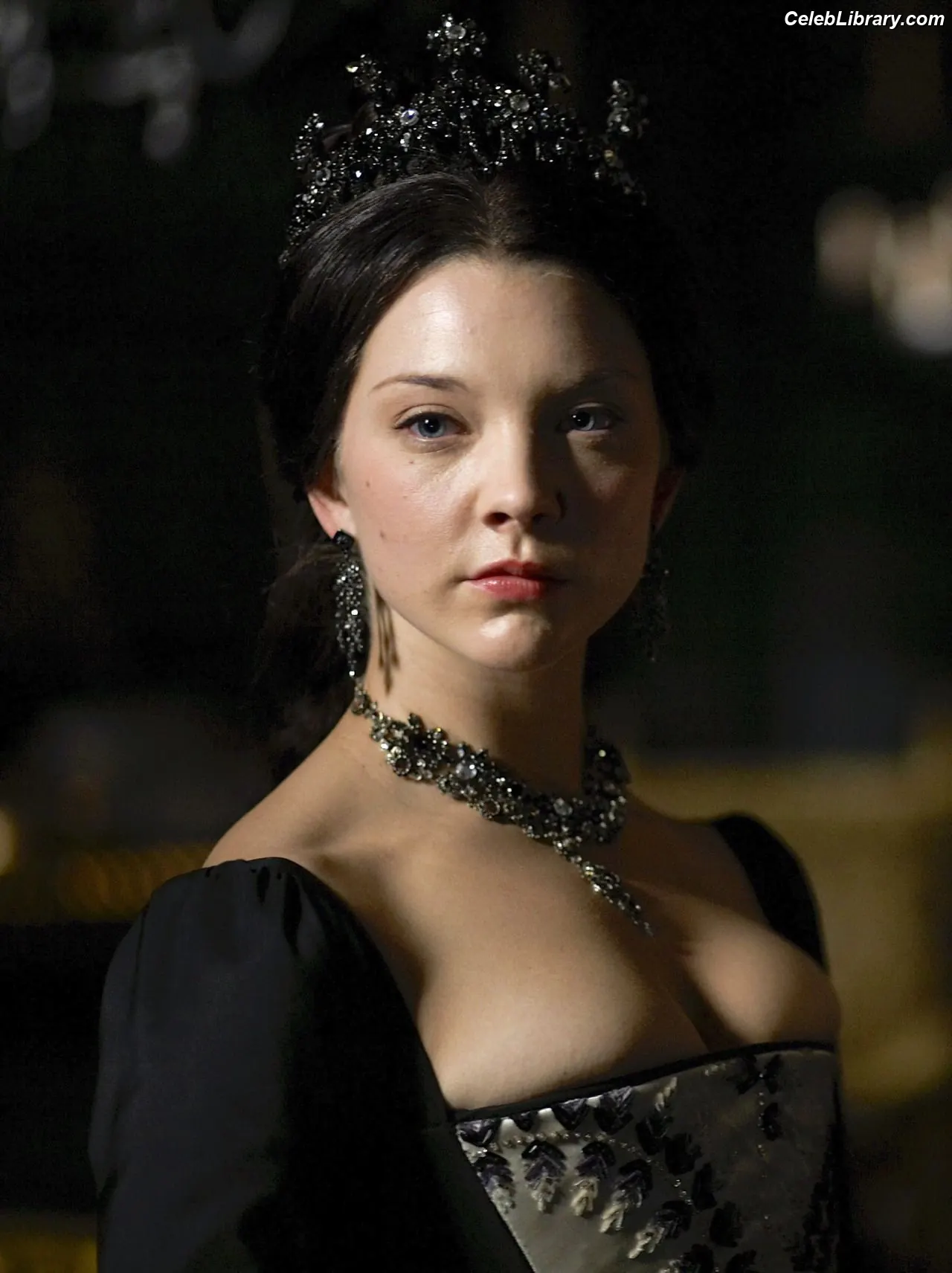 Natalie Dormer photo 10 of 273