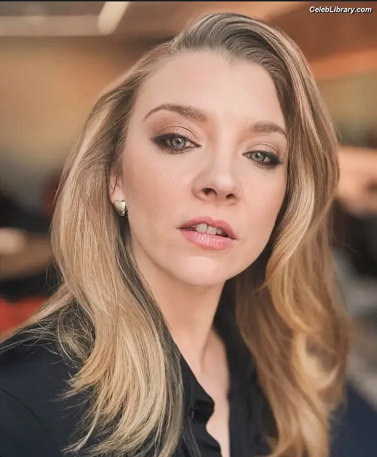 Natalie Dormer photo 21 of 273