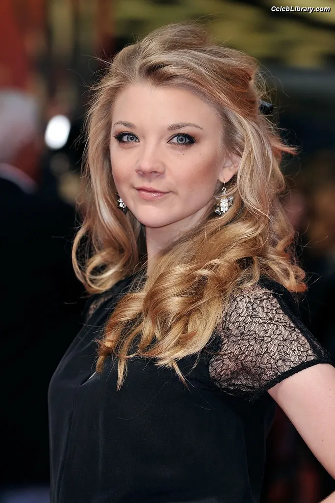 Natalie Dormer photo 11 of 273