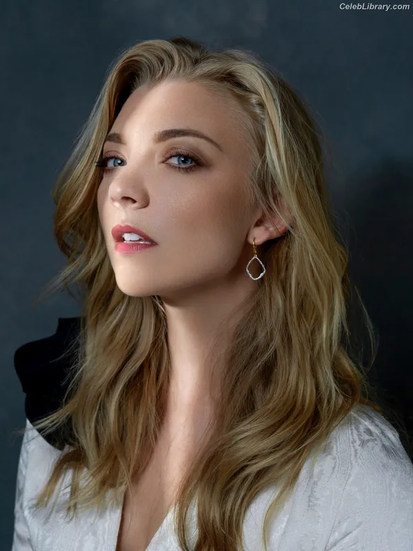 Natalie Dormer photo 10 of 274