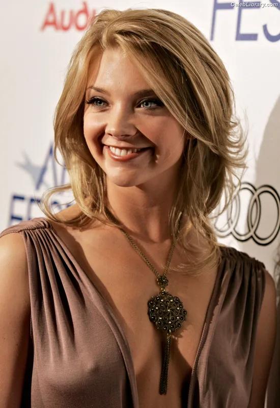 Natalie Dormer photo 19 of 274