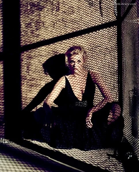 Natalie Dormer photo 20 of 274